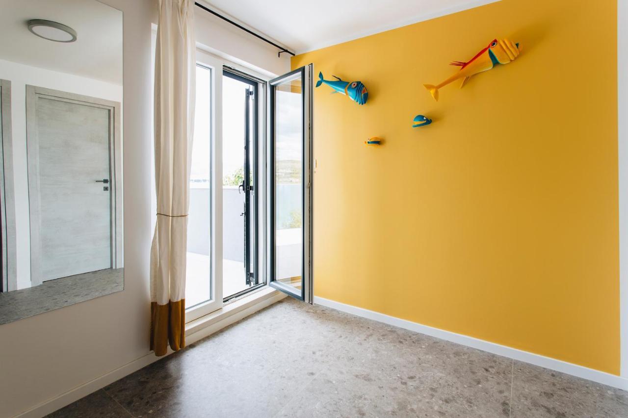 Villa Magna - Seaside Villa With Pool And Sauna โตรกีร์ ภายนอก รูปภาพ