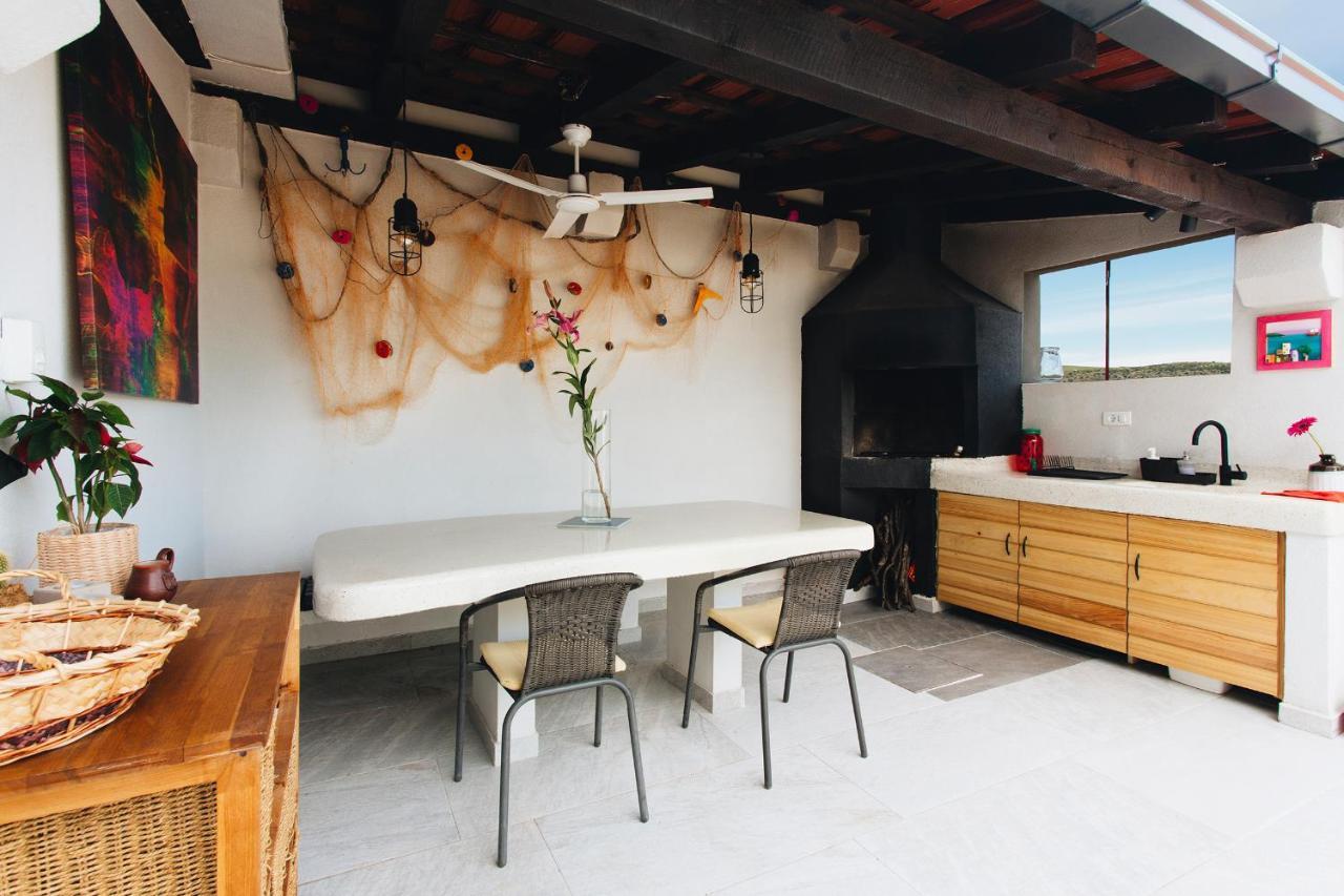 Villa Magna - Seaside Villa With Pool And Sauna โตรกีร์ ภายนอก รูปภาพ